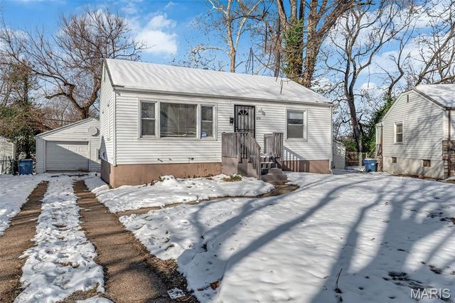 6151 Avila Drive, Berkeley, MO 63134