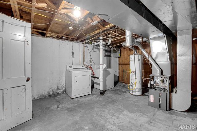 6151 Avila Drive, Berkeley, MO 63134