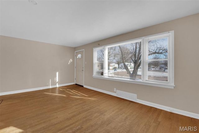 6151 Avila Drive, Berkeley, MO 63134