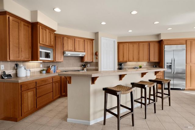 5870 Sailing Hawk Ave, Santa Rosa, CA 95409