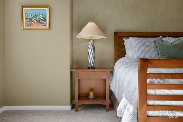 5870 Sailing Hawk Ave, Santa Rosa, CA 95409