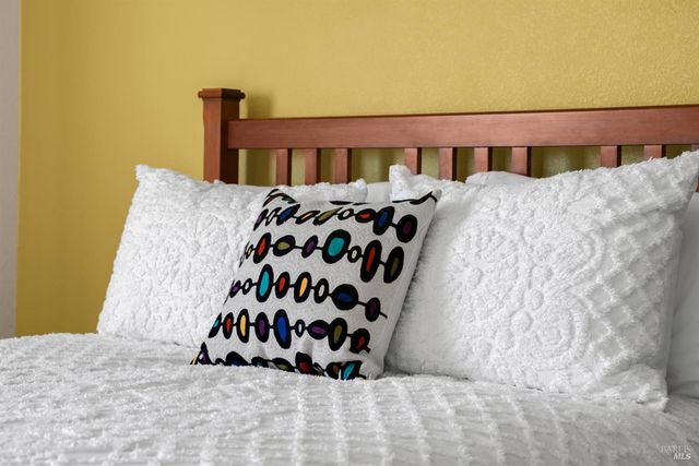 5870 Sailing Hawk Ave, Santa Rosa, CA 95409