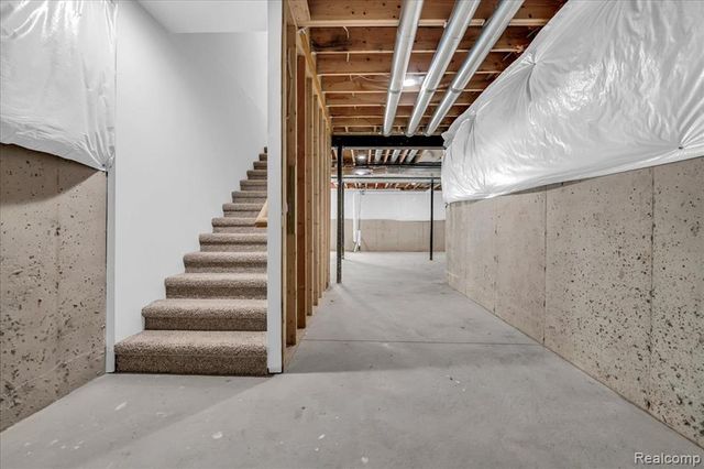 624 8th, Wyandotte, MI 48192