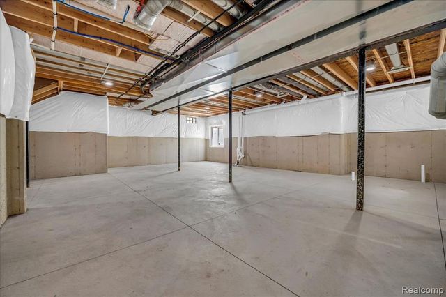 624 8th, Wyandotte, MI 48192