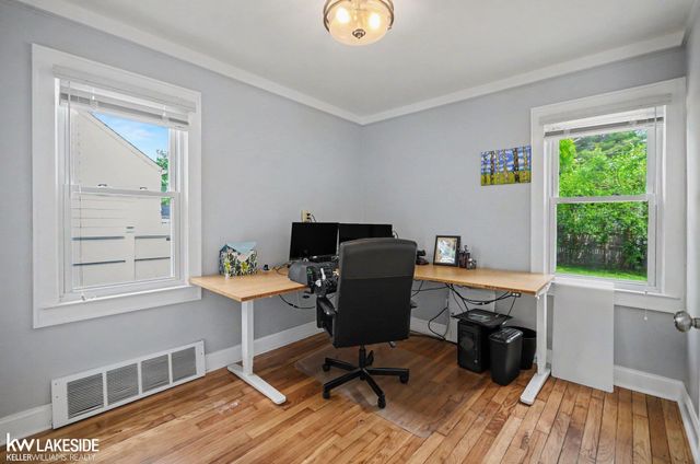 1011 Hoffman Avenue, Royal Oak, MI 48067