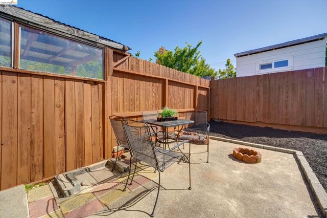 1324 Everett St, El Cerrito, CA 94530