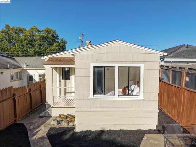 1324 Everett St, El Cerrito, CA 94530