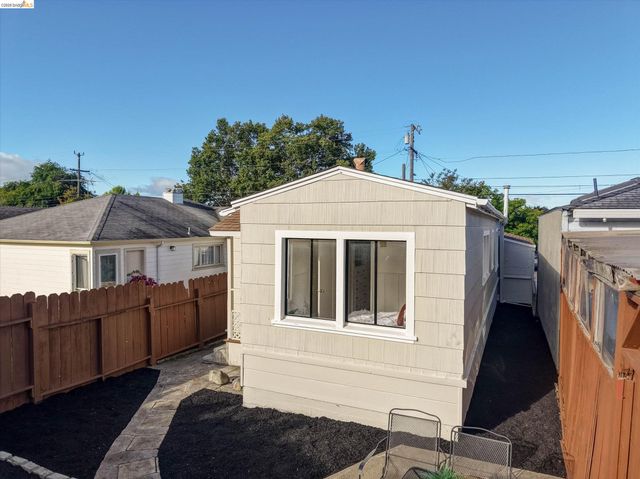 1324 Everett St, El Cerrito, CA 94530