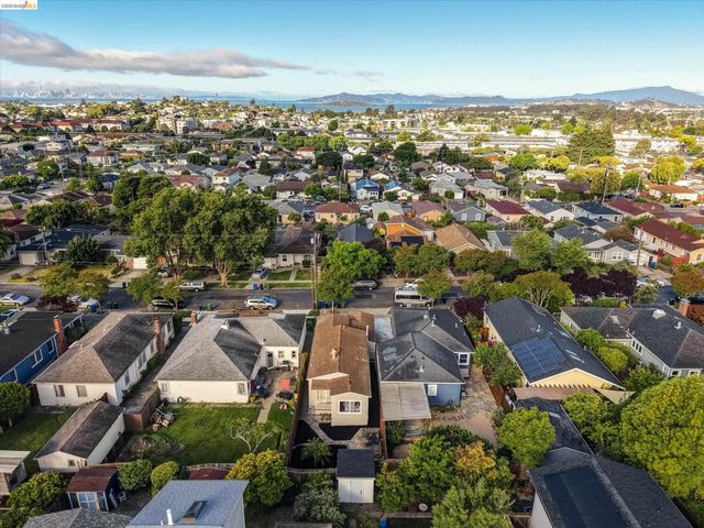 1324 Everett St, El Cerrito, CA 94530