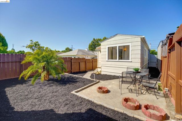 1324 Everett St, El Cerrito, CA 94530