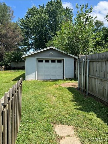 125 Lee Ave, Highland Springs, VA 23075
