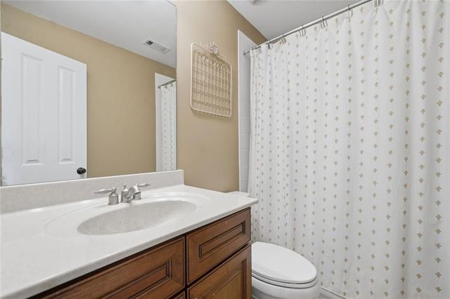 2440 Saxony Trace, Alpharetta, GA 30005