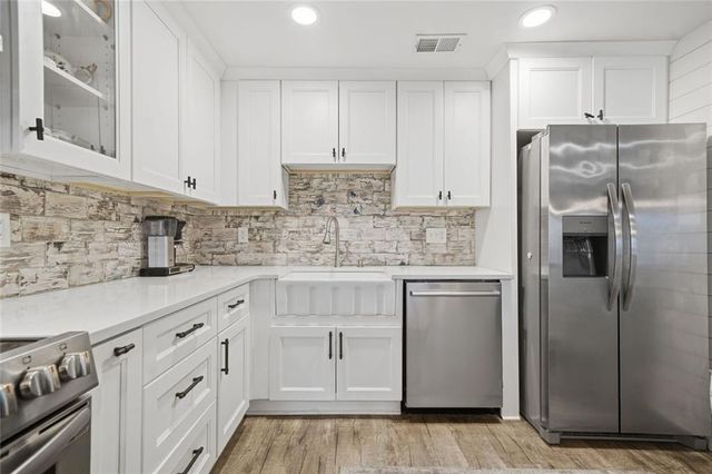 2440 Saxony Trace, Alpharetta, GA 30005