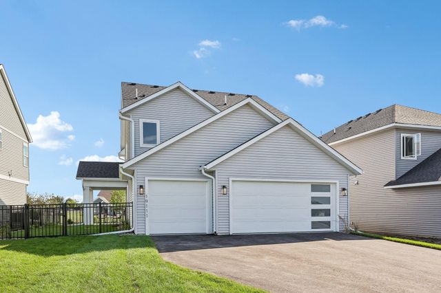 19129 Cloverleaf Way, Farmington, MN 55024
