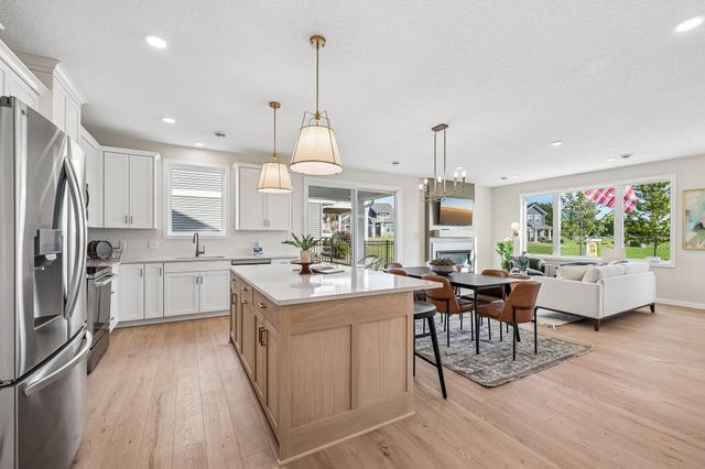19129 Cloverleaf Way, Farmington, MN 55024