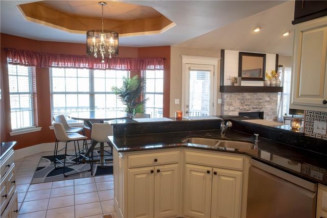 2 McKeever Lane, Bella Vista, AR 72715