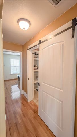 2 McKeever Lane, Bella Vista, AR 72715