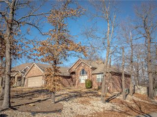 2 McKeever Lane, Bella Vista, AR 72715