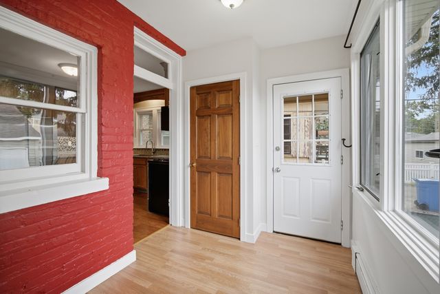 7236 W Pratt Avenue, Chicago, IL 60631