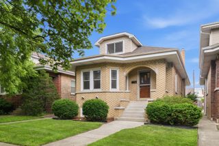 7236 W Pratt Avenue, Chicago, IL 60631