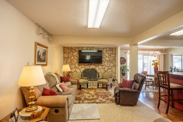 608 E Sul Ross, Alpine, TX 79830