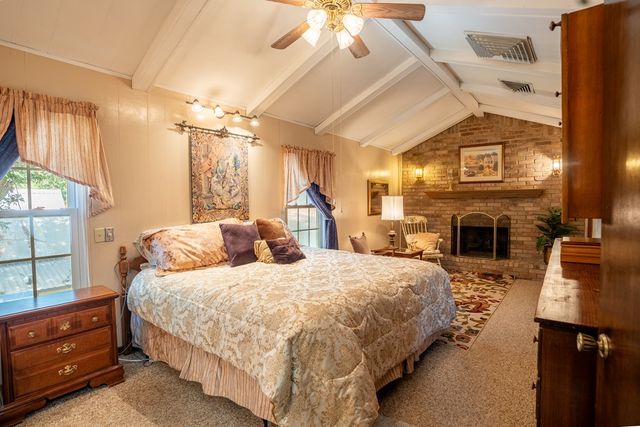 608 E Sul Ross, Alpine, TX 79830