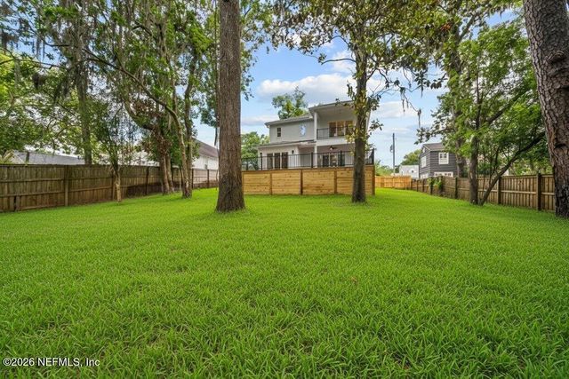 1324 MORVENWOOD Road, Jacksonville, FL 32207