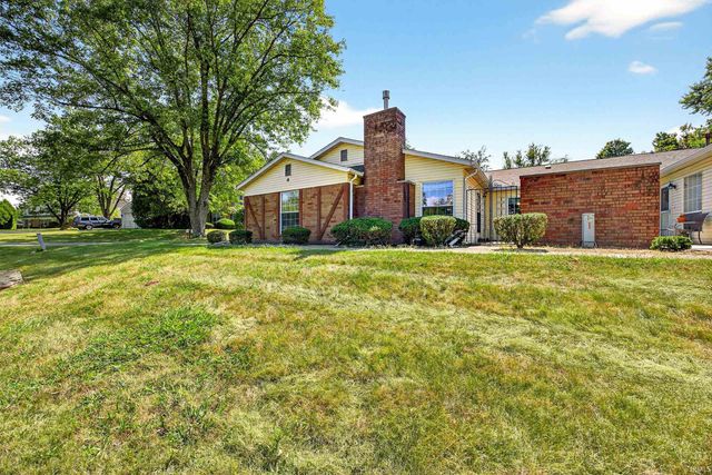 3302 S Commons Drive, Bloomington, IN 47401