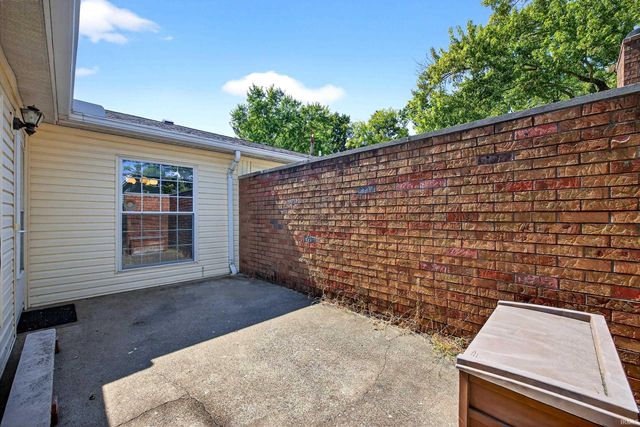 3302 S Commons Drive, Bloomington, IN 47401