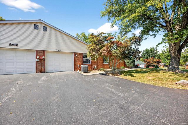 3302 S Commons Drive, Bloomington, IN 47401