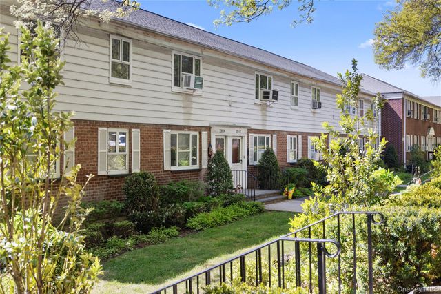 228-14 stronghurst Avenue Upper, Queens Village, NY 11427