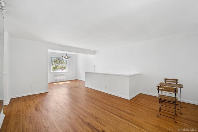 228-14 stronghurst Avenue Upper, Queens Village, NY 11427