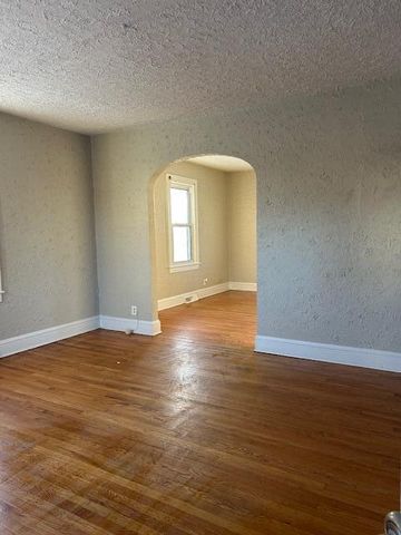 1320 Gilford AVE, Roanoke, VA 24017