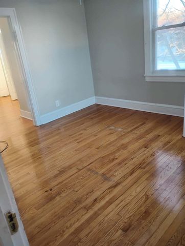 1320 Gilford AVE, Roanoke, VA 24017