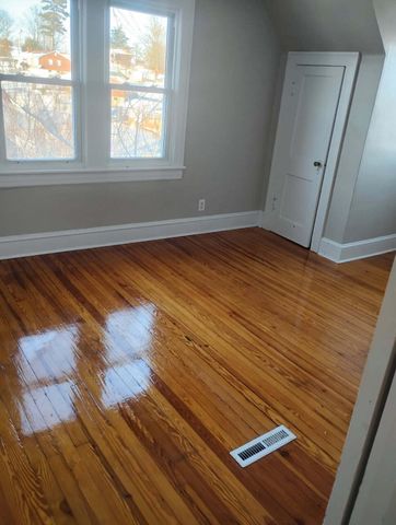 1320 Gilford AVE, Roanoke, VA 24017