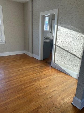 1320 Gilford AVE, Roanoke, VA 24017