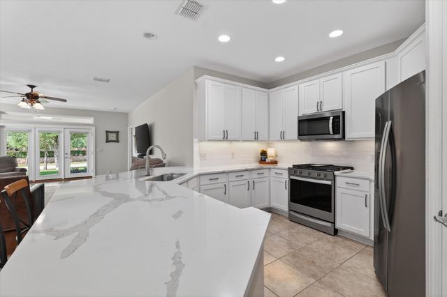 834 Bay Harbor Lane, Frisco, TX 75036