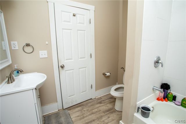 114 Victoria Place, Syracuse, NY 13210