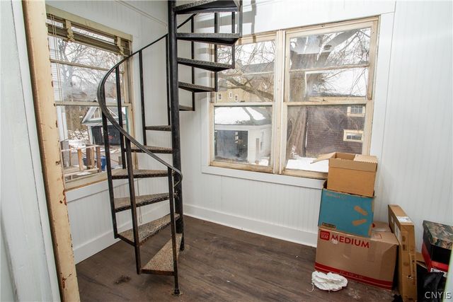 114 Victoria Place, Syracuse, NY 13210