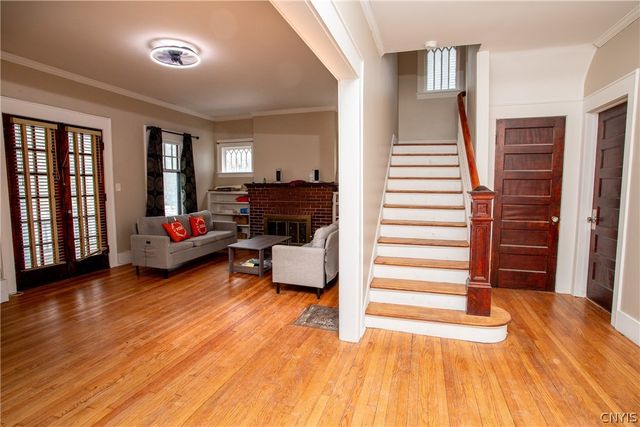 114 Victoria Place, Syracuse, NY 13210