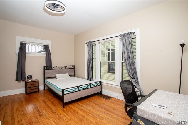 114 Victoria Place, Syracuse, NY 13210