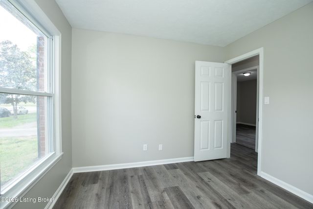 3532 Leith Ln, Louisville, KY 40218