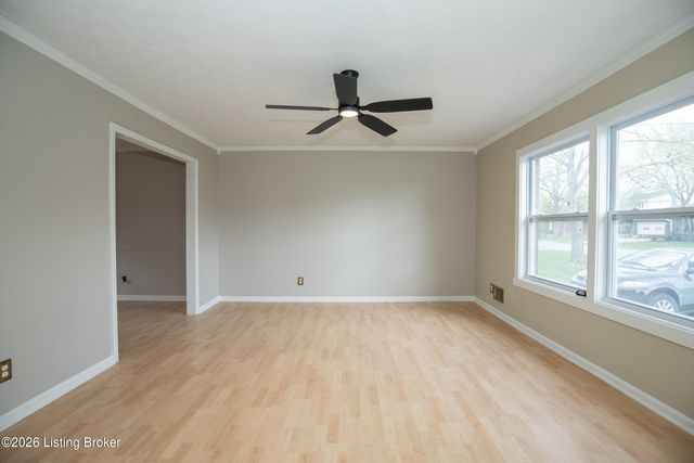 3532 Leith Ln, Louisville, KY 40218