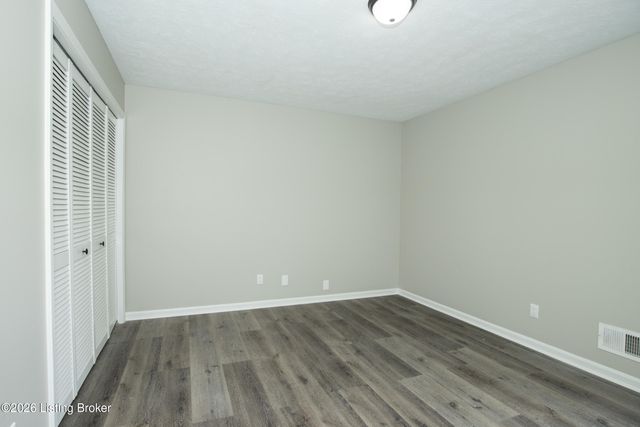 3532 Leith Ln, Louisville, KY 40218