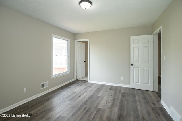 3532 Leith Ln, Louisville, KY 40218