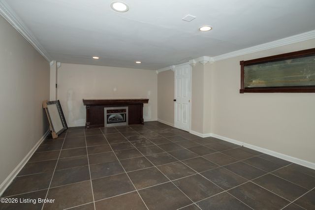 3532 Leith Ln, Louisville, KY 40218