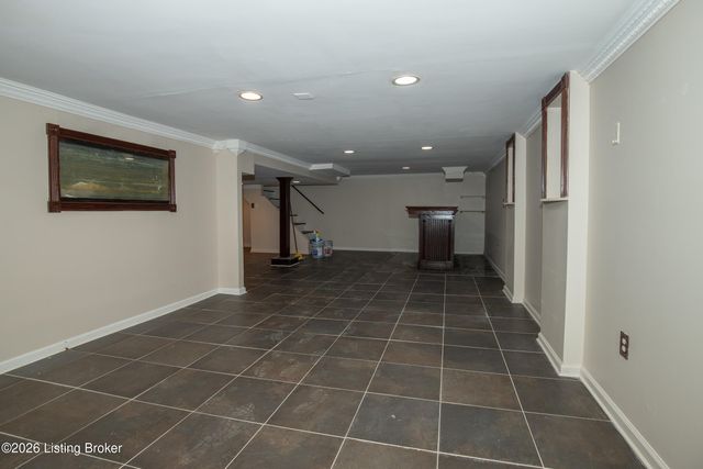 3532 Leith Ln, Louisville, KY 40218