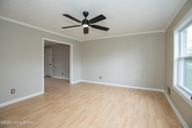 3532 Leith Ln, Louisville, KY 40218