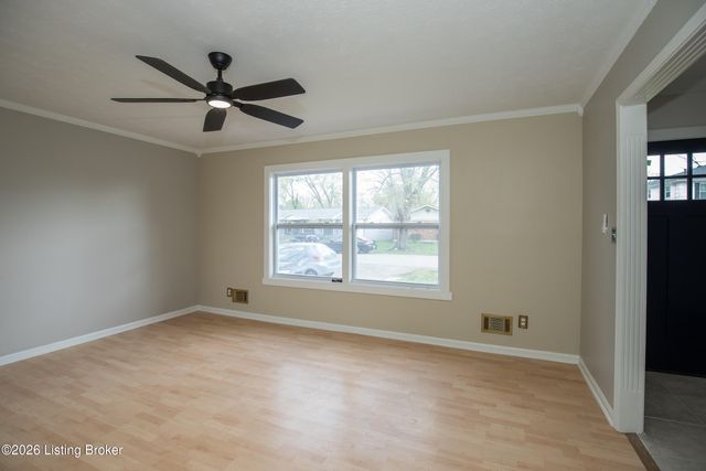 3532 Leith Ln, Louisville, KY 40218