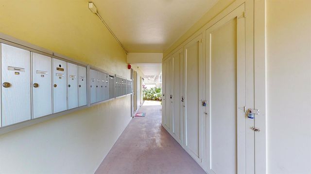 5540 Tamberlane Circle 121, Palm Beach Gardens, FL 33418